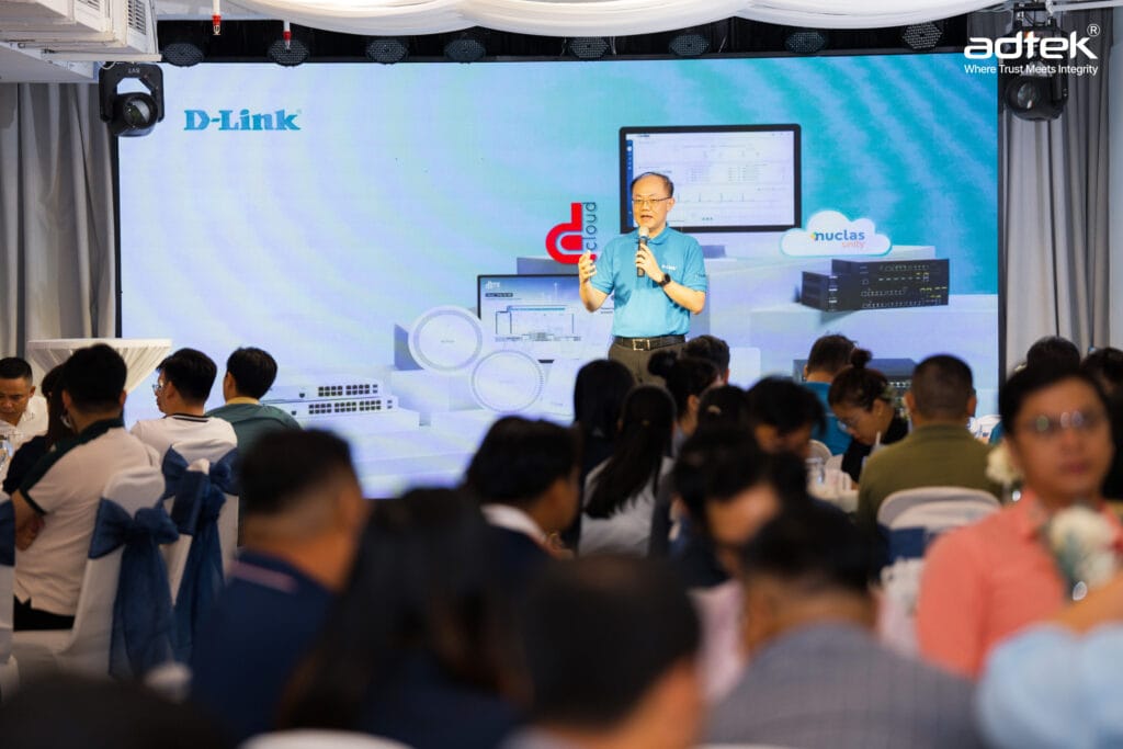 Ông Jacky Chang – Chủ tịch D-Link Toàn cầu khẳng định cam kết đầu tư công nghệ toàn diện tại thị trường Việt Nam.